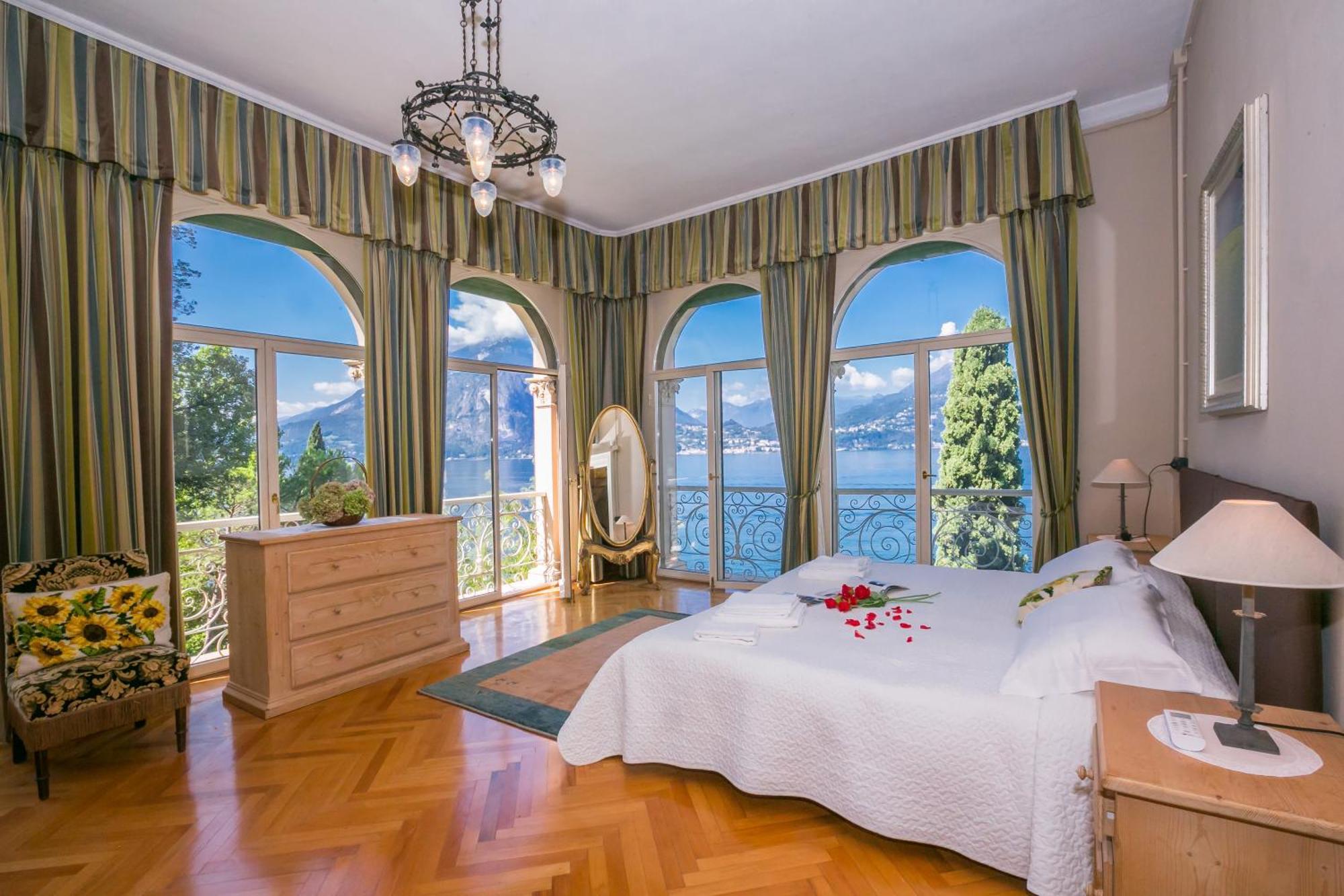 Villa Lucia Grande Варенна Экстерьер фото