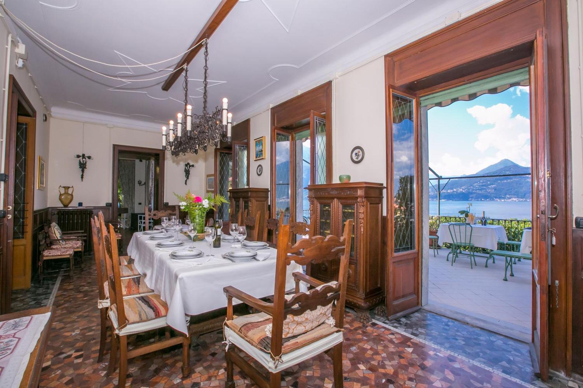 Villa Lucia Grande Варенна Экстерьер фото