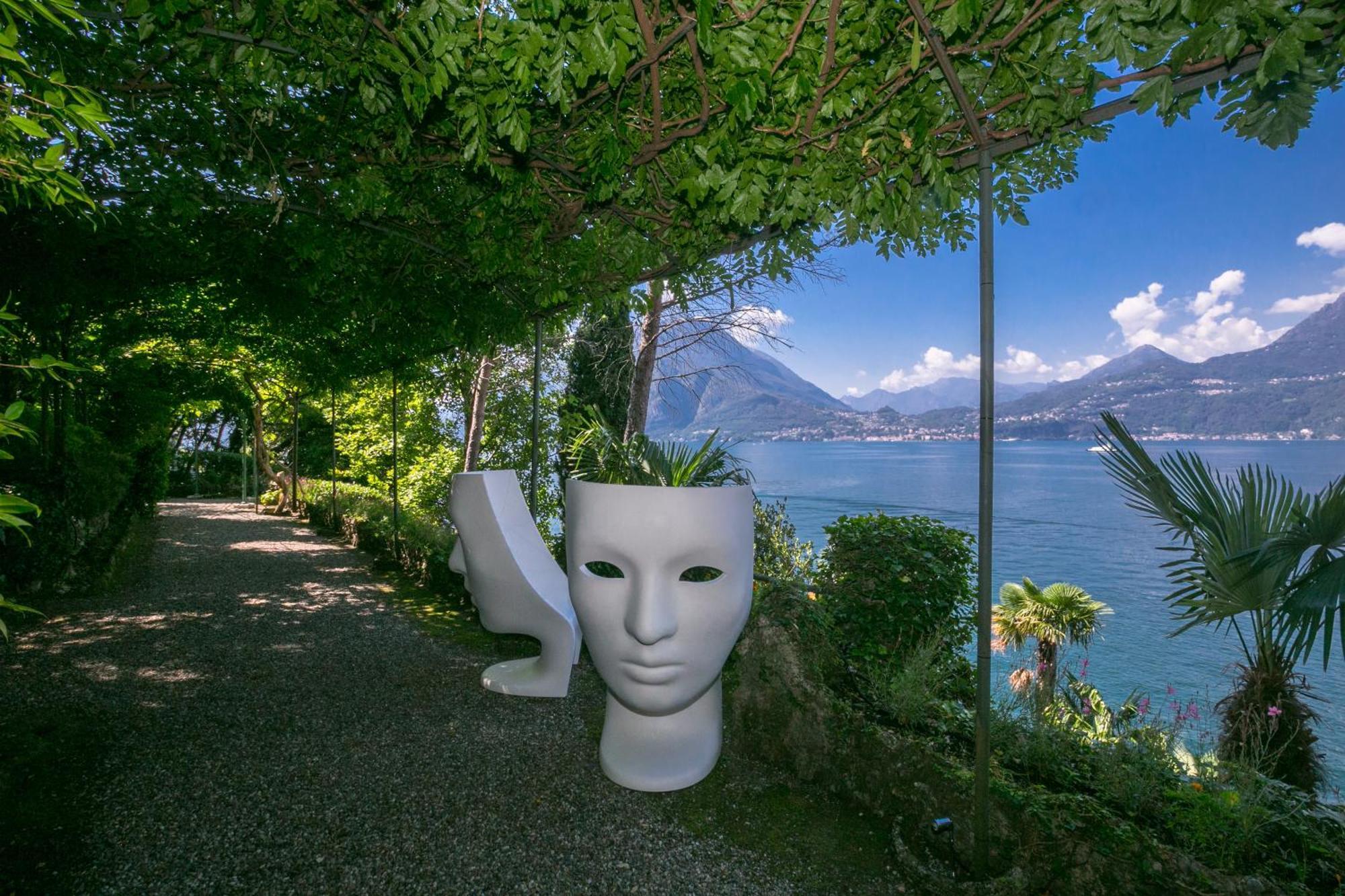 Villa Lucia Grande Варенна Экстерьер фото